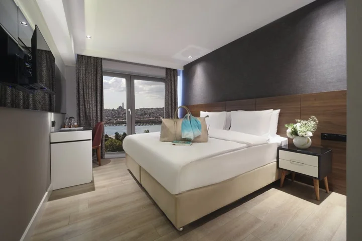 Стамбул: Dora Pera Hotel
