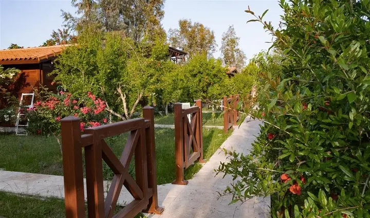 Чиралы: La Boutique Hemerans Çıralı