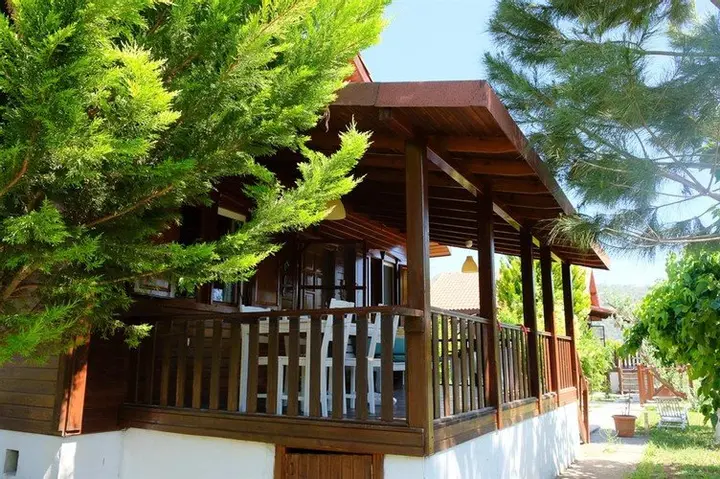 Чиралы: La Boutique Hemerans Çıralı