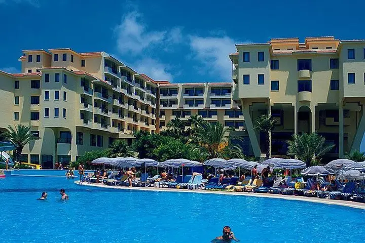 Окурджалар: Club Hotel Sidera