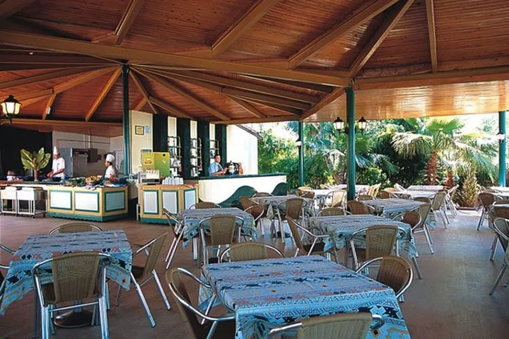 Окурджалар: Club Hotel Sidera