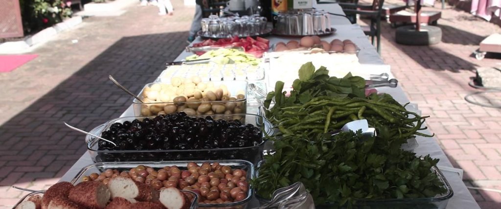 Бартын: Çarşı Pansiyon