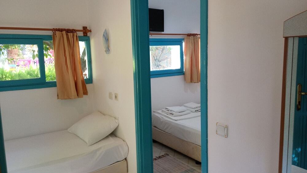 Адрасан: zebu hotel adrasan