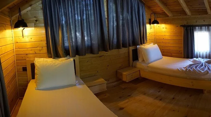 Эрдек: Pina Mor Luxury Bungalows - Tas Evler