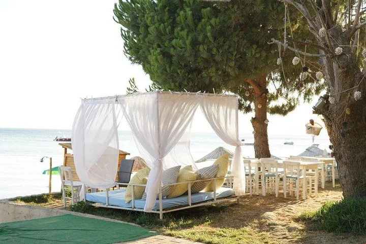 Эрдек: Pina Mor Luxury Bungalows - Tas Evler