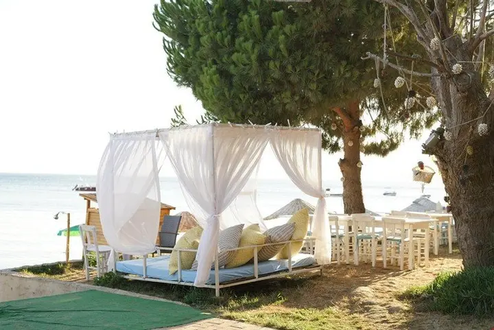 Эрдек: Pina Mor Luxury Bungalows - Tas Evler
