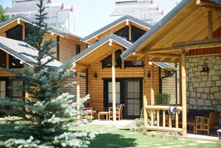 Эрдек: Pina Mor Luxury Bungalows - Tas Evler