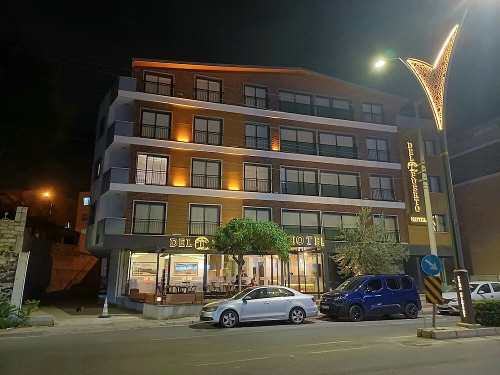 Helvaci: Del Puerto Hotel