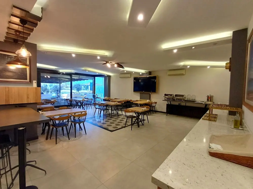 Helvaci: Del Puerto Hotel