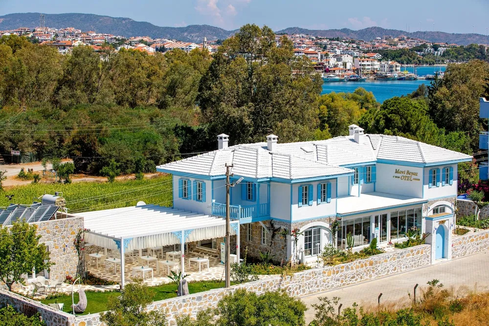 Датча: Louise'in Konağı