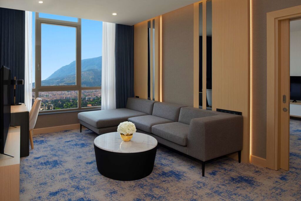 Маниса: DoubleTree by Hilton Manisa