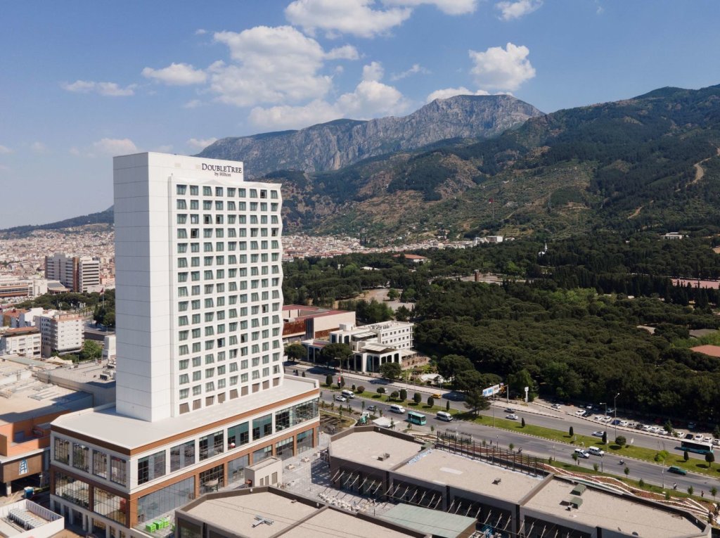 Маниса: DoubleTree by Hilton Manisa