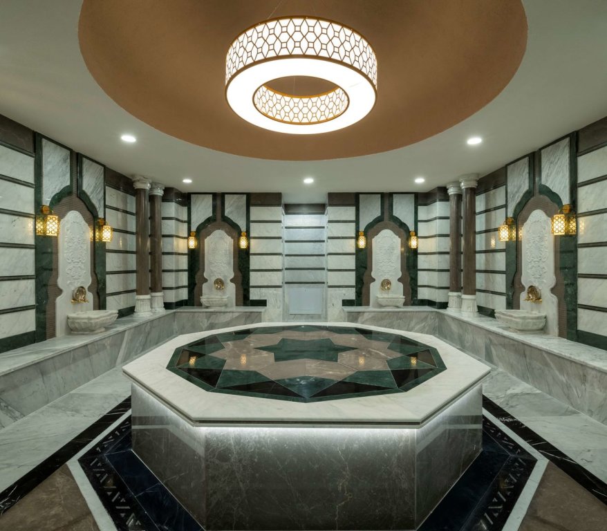 Маниса: DoubleTree by Hilton Manisa