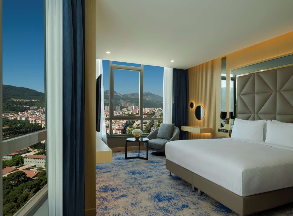 Маниса: DoubleTree by Hilton Manisa