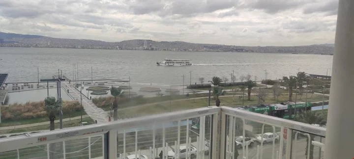 Измир: GSZ Karşıyaka Apart