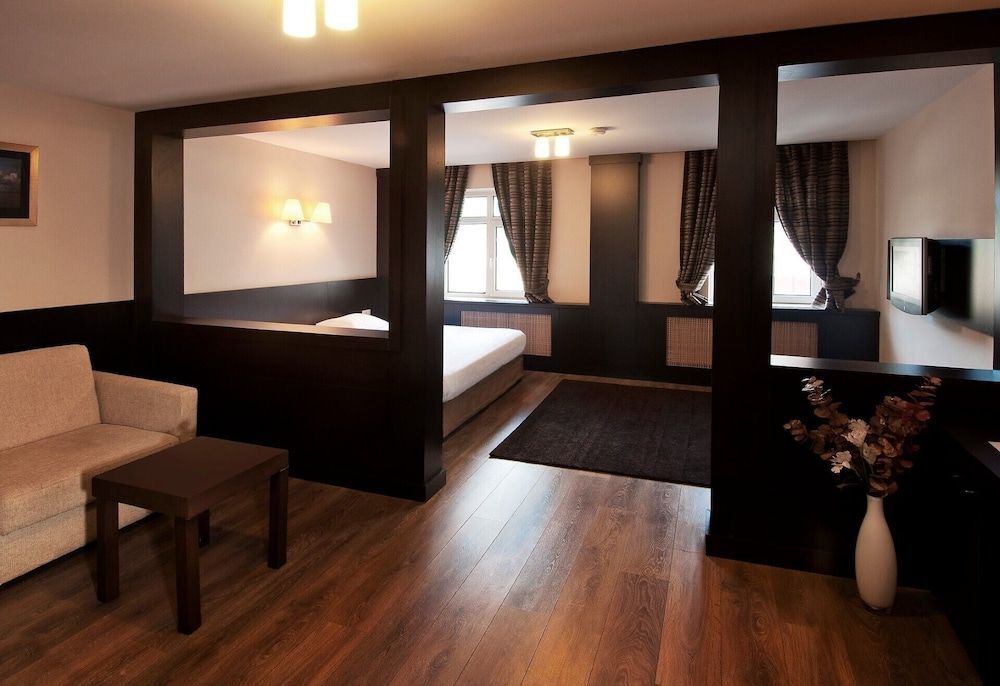 Османгази: No 21 Hotel by Fidan Hoca
