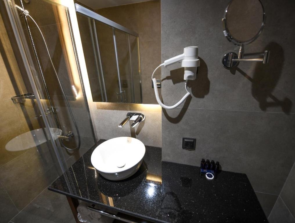 Ref İnn Hotel — фото 1