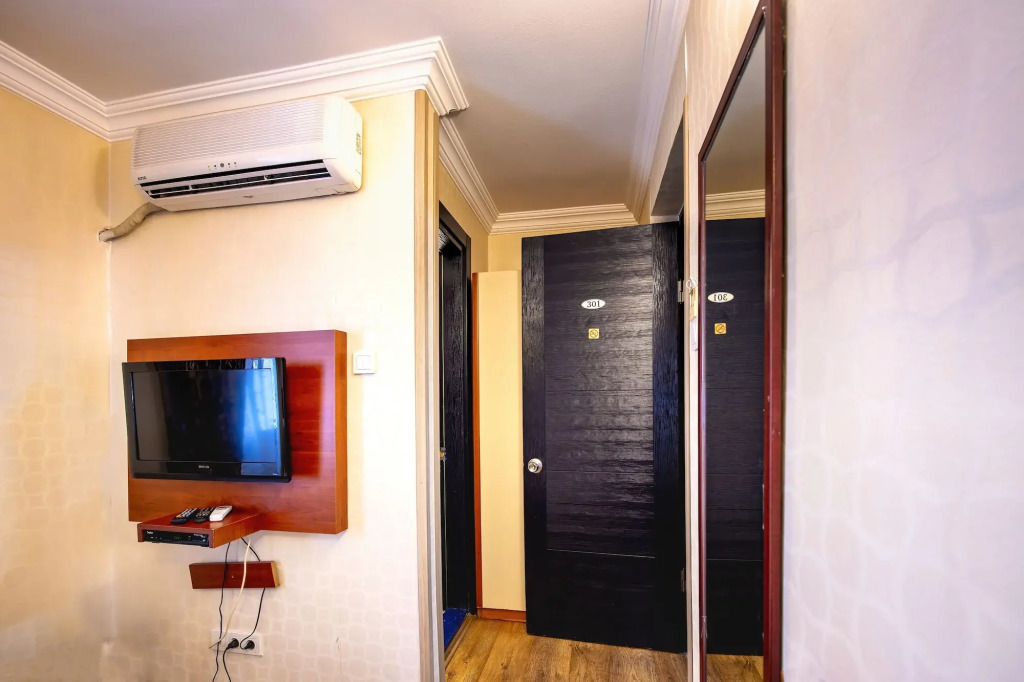 Измир: Kozan City Hotel