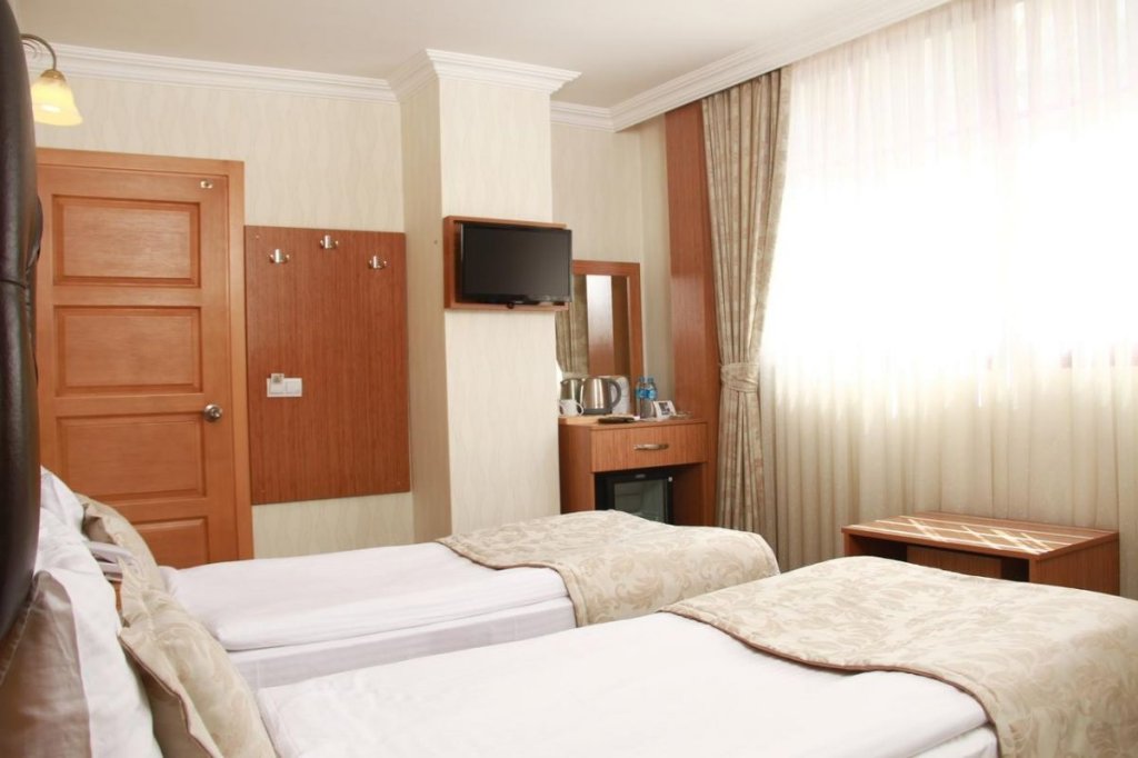 Измир: Kozan City Hotel