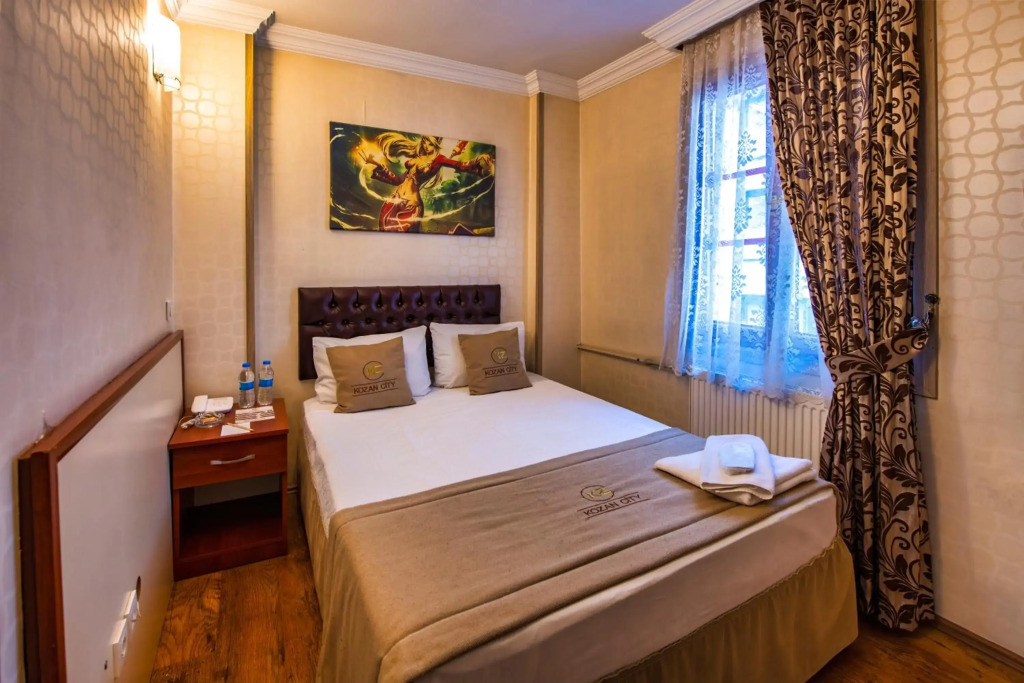 Измир: Kozan City Hotel