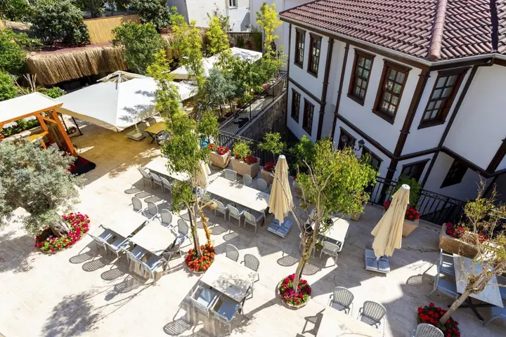 Анталья: Отель WOO Town Suites