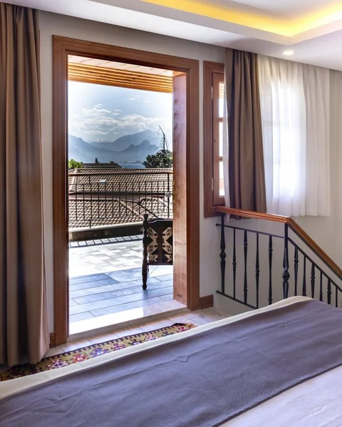 Анталья: Отель WOO Town Suites