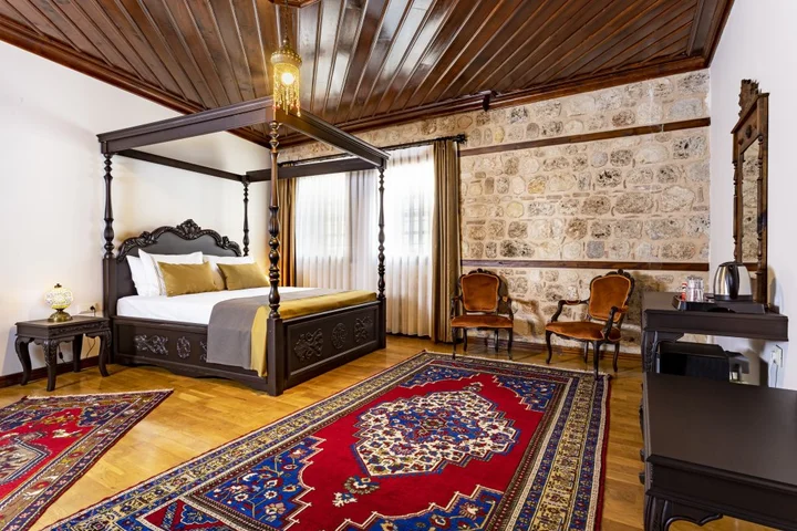 Анталья: Отель WOO Town Suites