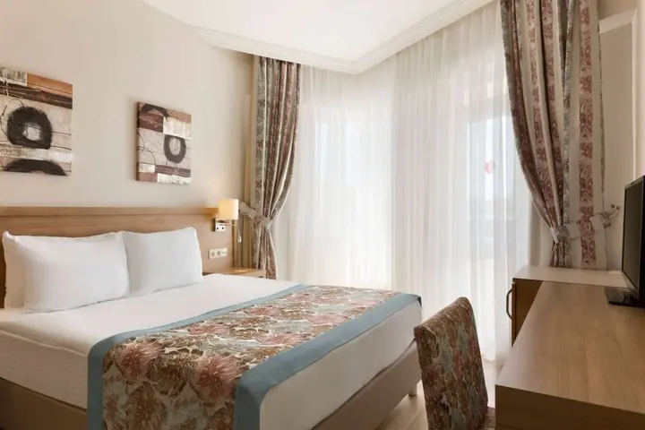 Аксу: Ramada Resort by Wyndham Lara