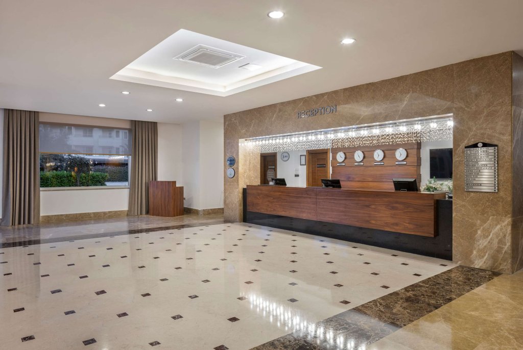 Аксу: Ramada Resort by Wyndham Lara