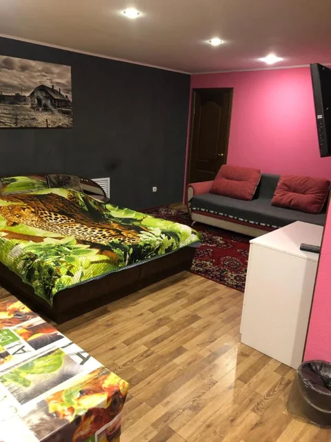 Мончегорск: Apartments on Ulitsa Lenina