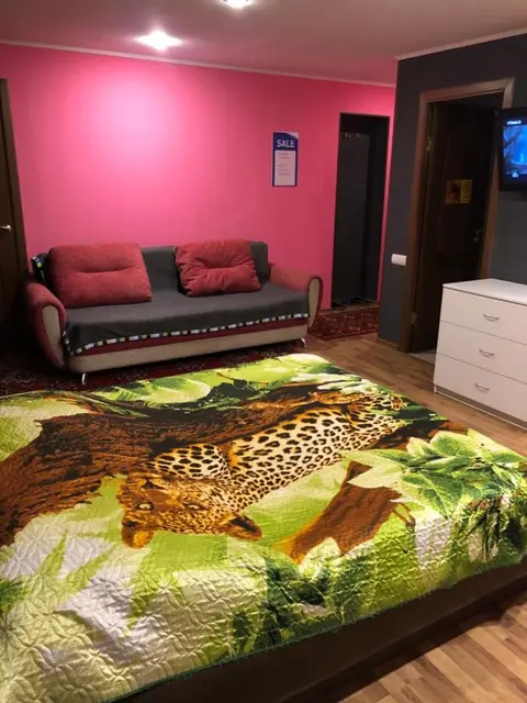 Мончегорск: Apartments on Ulitsa Lenina