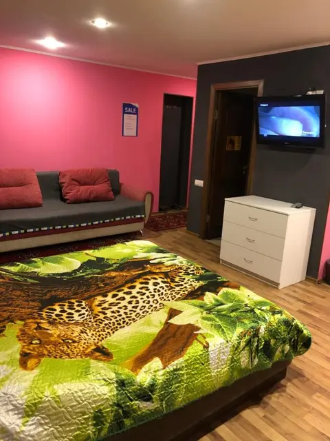 Мончегорск: Apartments on Ulitsa Lenina