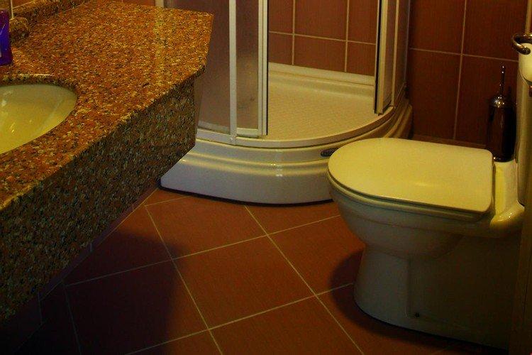 Айвалык: Işık Otel