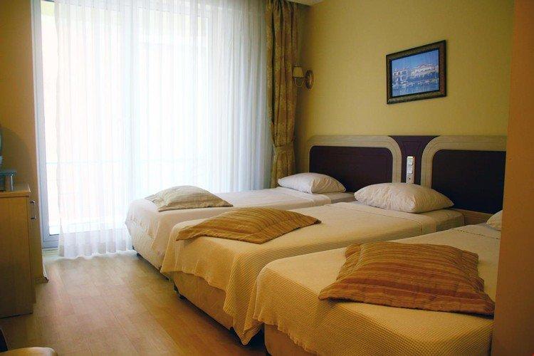 Айвалык: Işık Otel