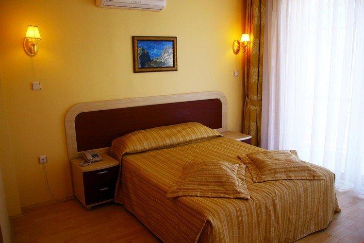 Айвалык: Işık Otel