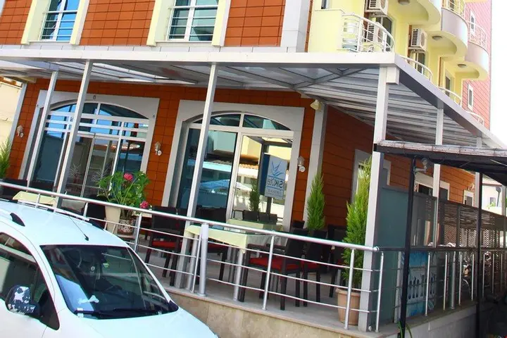 Айвалык: Işık Otel