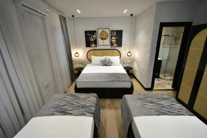 Айвалык: Otel Gülayvalık