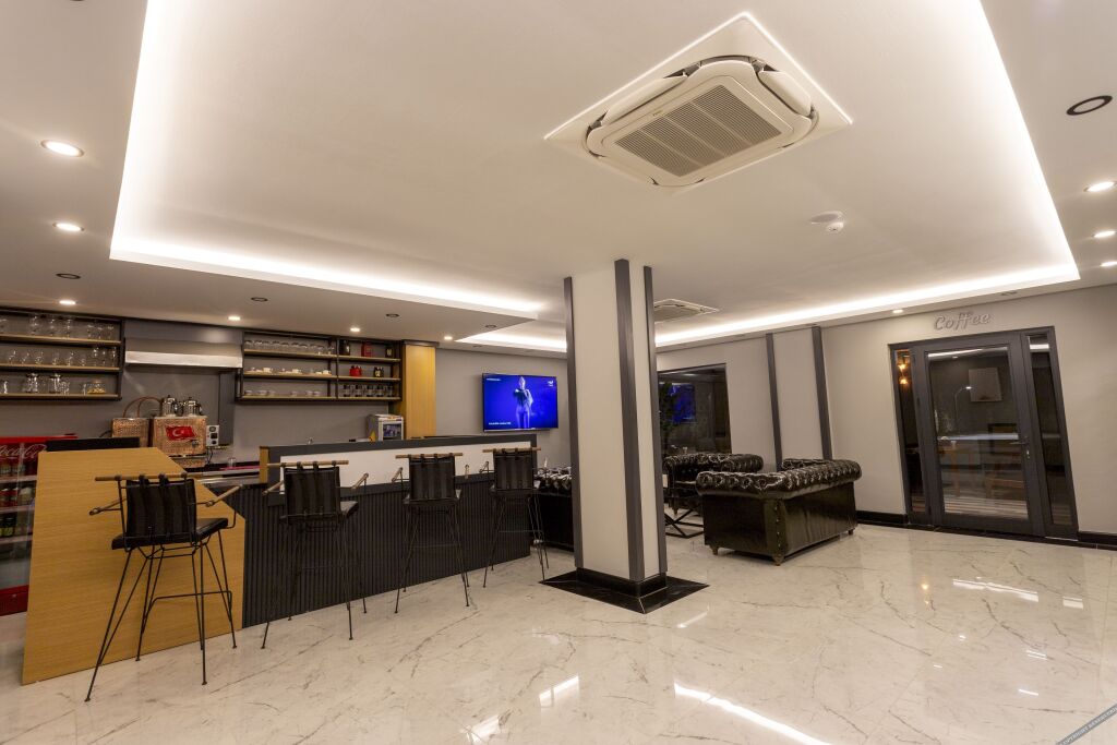 Арсин: Şehrar Suit Hotel