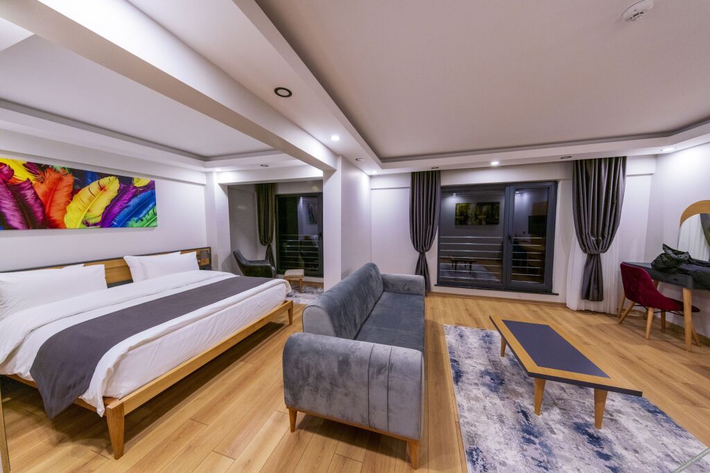 Арсин: Şehrar Suit Hotel