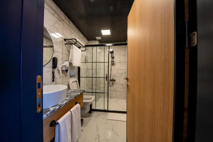 Арсин: Şehrar Suit Hotel