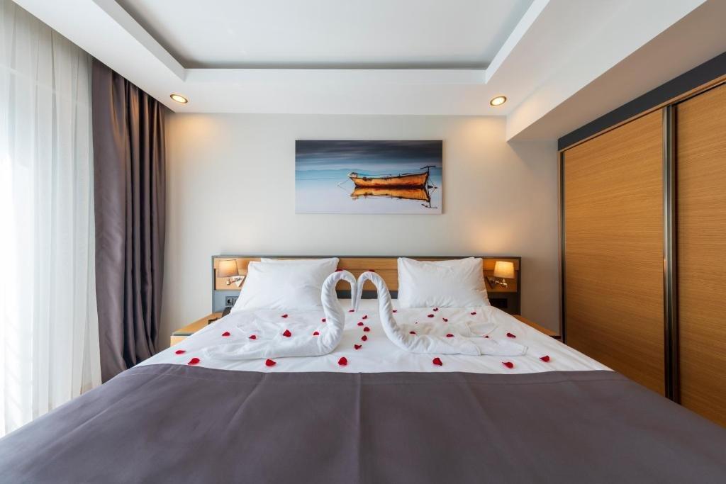 Арсин: Şehrar Suit Hotel