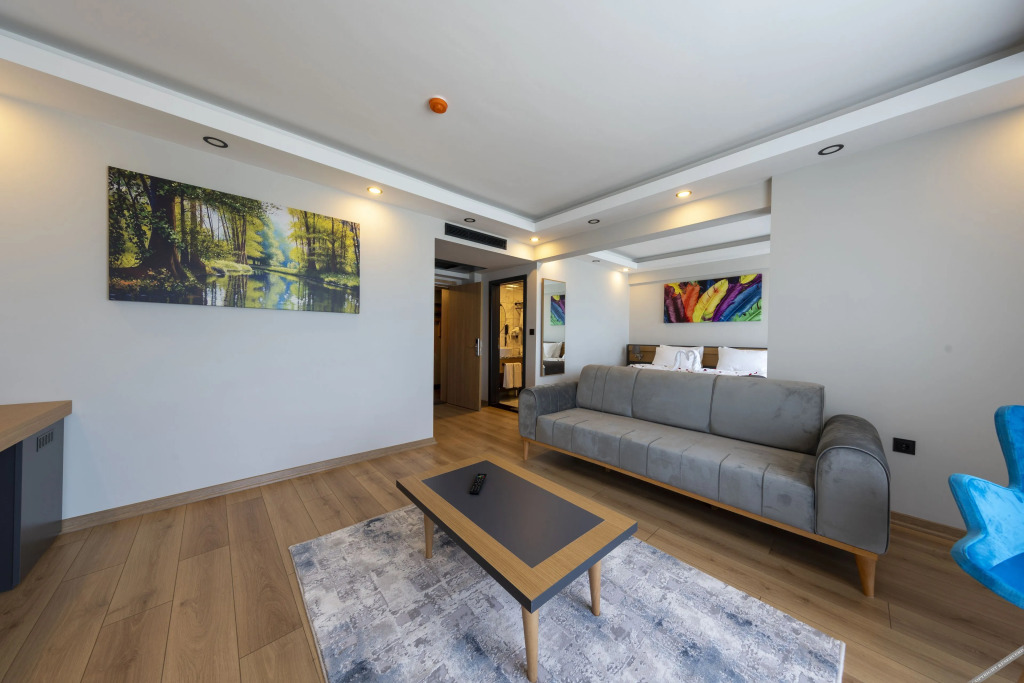Арсин: Şehrar Suit Hotel