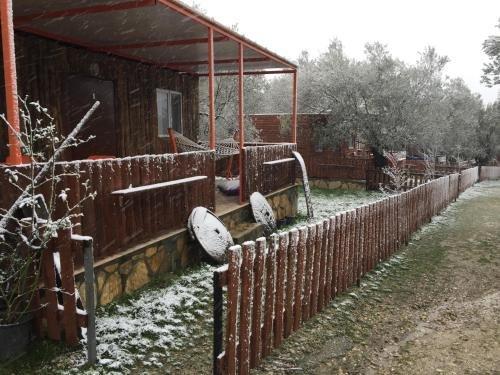 Айвалык: Mutlu Köy Nostalji Tatil Köyü