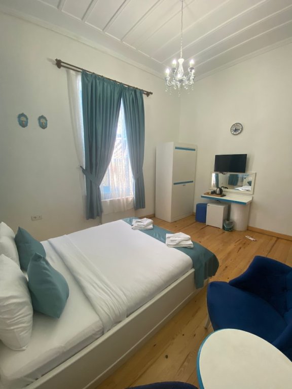 Бююкада: Büyükada Mavi̇ Palas Hotel