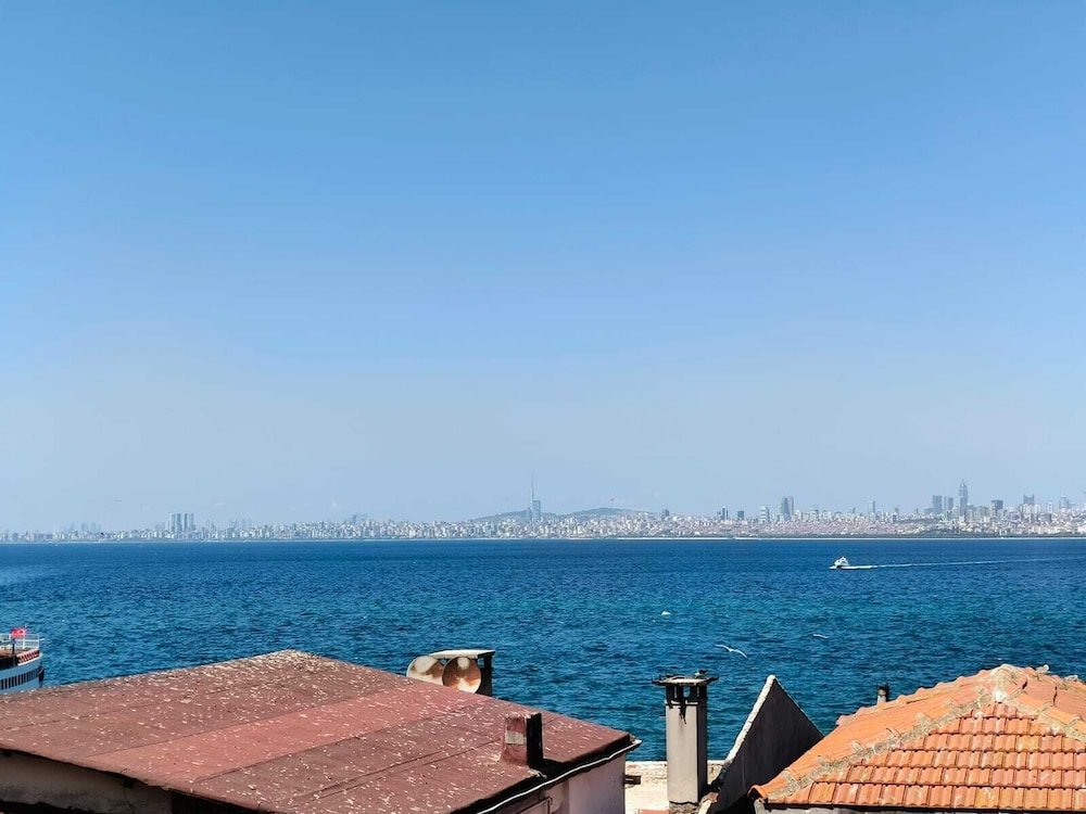 Бююкада: Büyükada Mavi̇ Palas Hotel