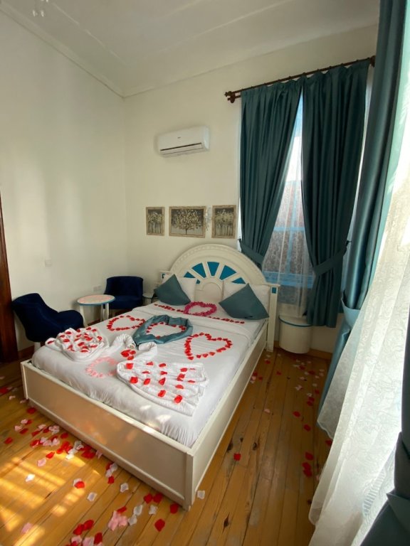 Бююкада: Büyükada Mavi̇ Palas Hotel