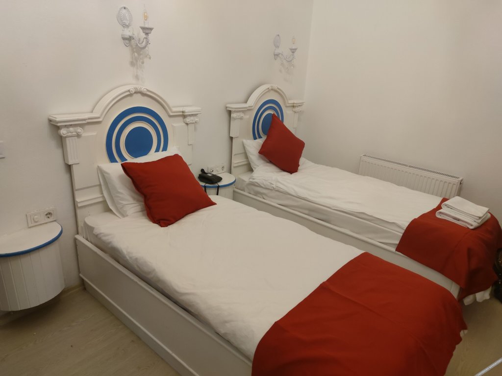 Бююкада: Büyükada Mavi̇ Palas Hotel