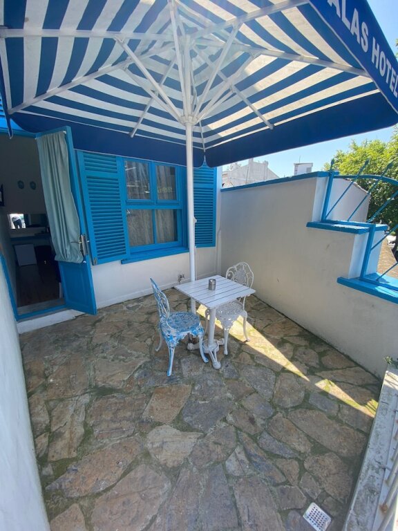 Бююкада: Büyükada Mavi̇ Palas Hotel