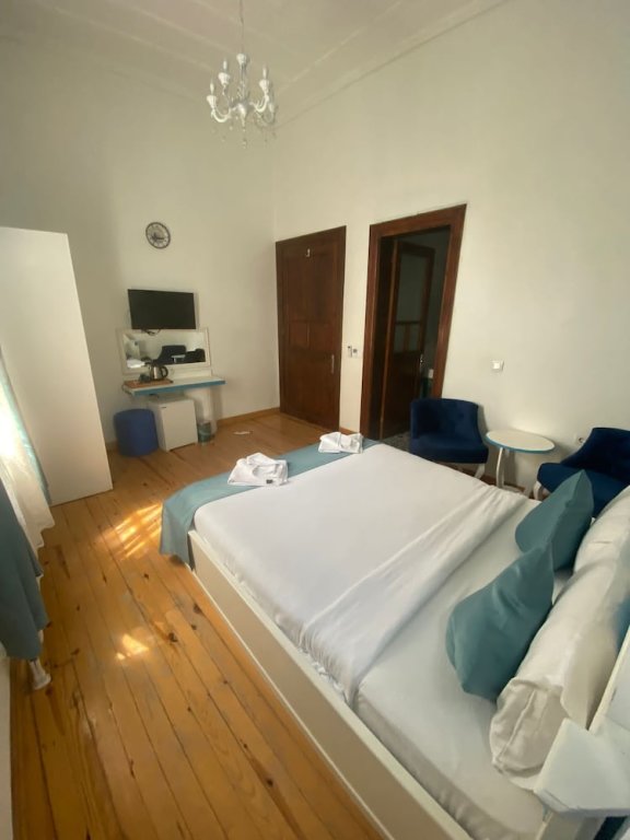 Бююкада: Büyükada Mavi̇ Palas Hotel