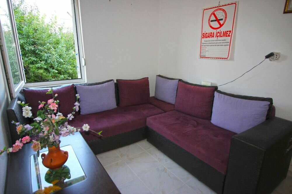 Бозджаада: Bozcaada Akdeniz Pansiyon